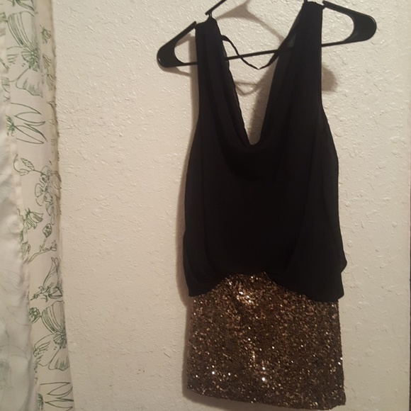 Dress - Picture 1 of 2